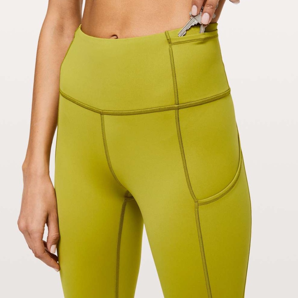 Lululemon Fast and Free Crop II 19" *Nulux
Golden Lime
